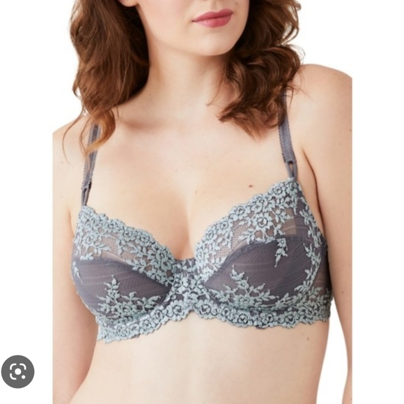 💕EUC Wacoal Brand Intimates Ladie's Embrace Lace Unlined Underwire Lace Bra, 34 - Picture 3 of 10